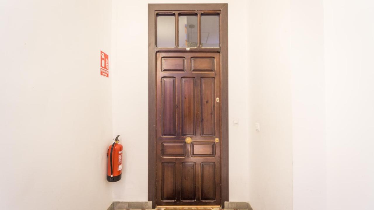Acogedor Apartamento En Pleno Centro De Sevilla Eksteriør billede