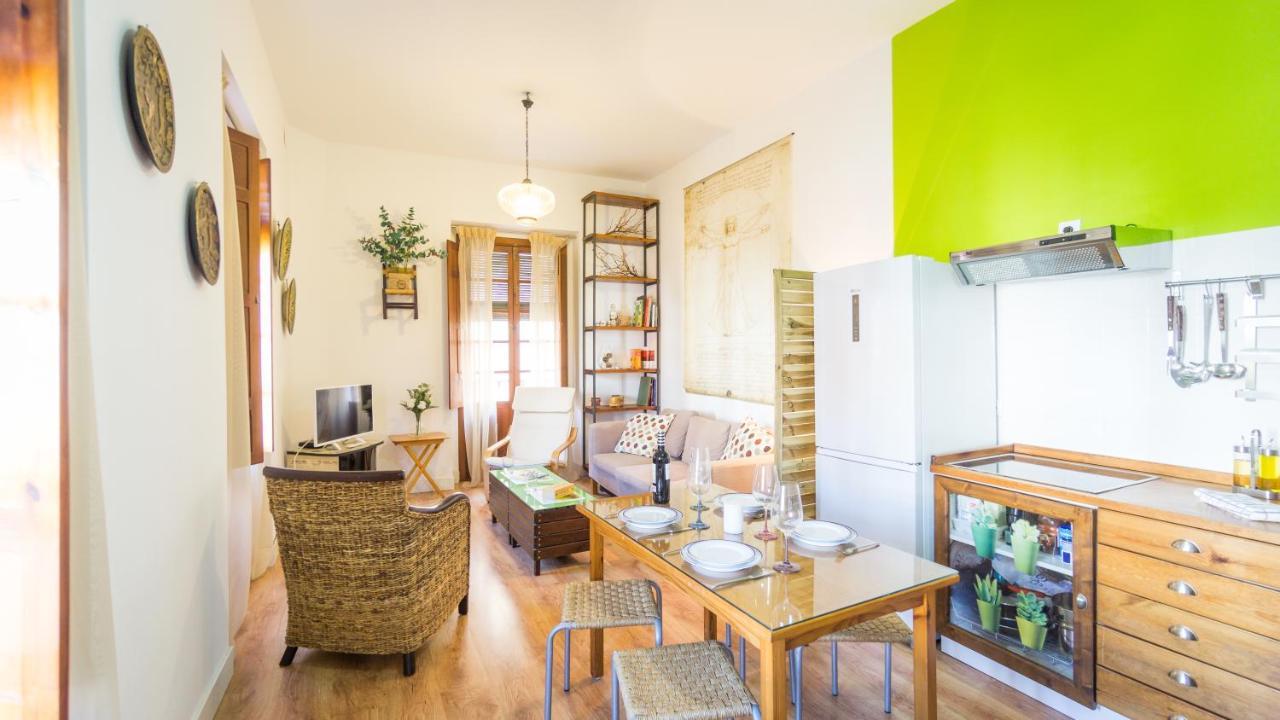 Acogedor Apartamento En Pleno Centro De Sevilla Eksteriør billede